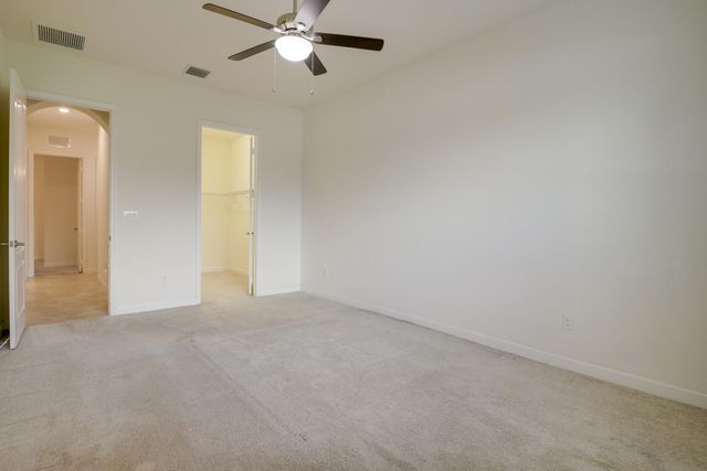 8985 Gulf Run Way, Lake Worth, FL 33467