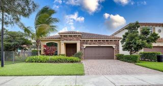 8985 Gulf Run Way, Lake Worth, FL 33467