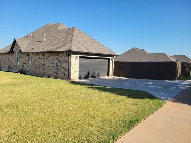 1601 NW 37th st., Lawton, OK 73505