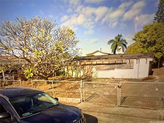 87-208 Maia Street, Waianae, HI 96792