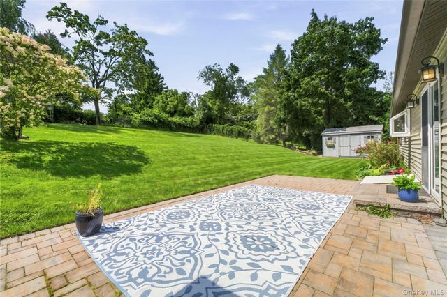 28 Hilltop Drive, Mahopac, NY 10541