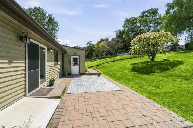 28 Hilltop Drive, Mahopac, NY 10541