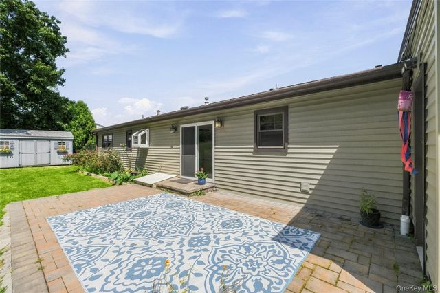 28 Hilltop Drive, Mahopac, NY 10541