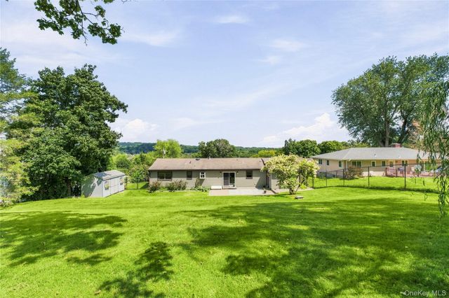 28 Hilltop Drive, Mahopac, NY 10541
