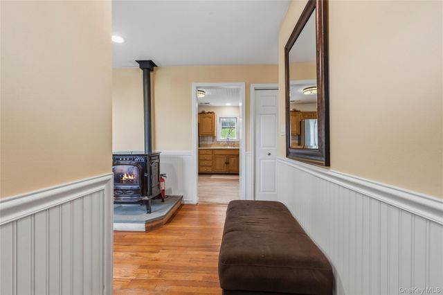 28 Hilltop Drive, Mahopac, NY 10541