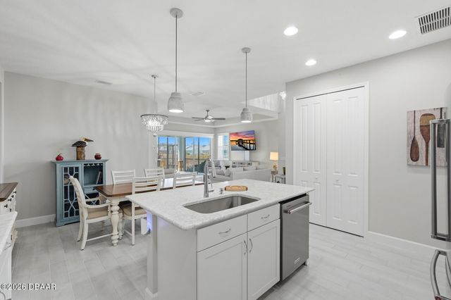 896 Coral Reef Way, Daytona Beach, FL 32124