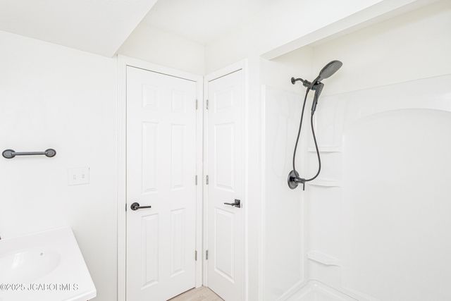 2319 KNIGHT VALLEY DRIVE, Jefferson City, MO 65101