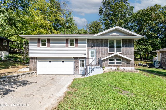 2319 KNIGHT VALLEY DRIVE, Jefferson City, MO 65101
