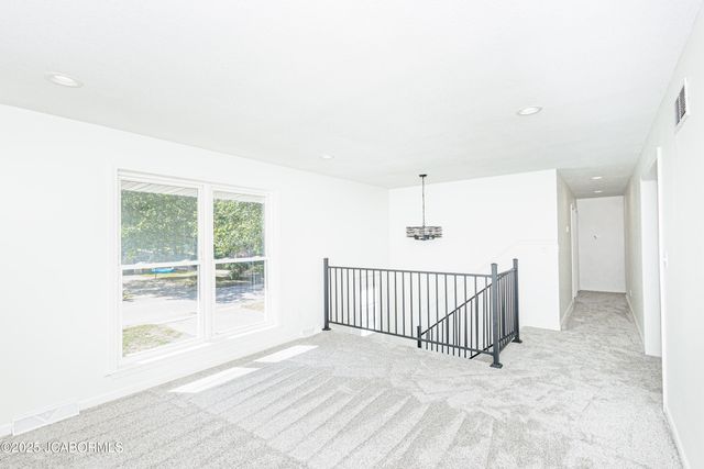 2319 KNIGHT VALLEY DRIVE, Jefferson City, MO 65101