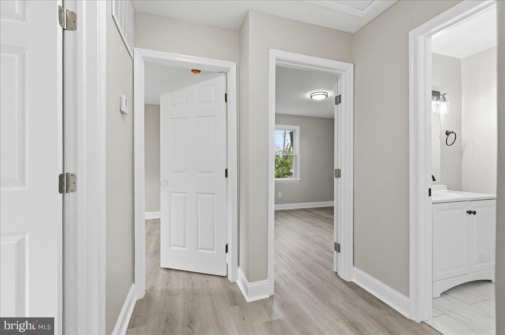 Image 5 of property listing at 6305 CARLYNN AVE, Baltimore, MD 21207