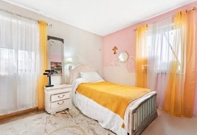 39 Crescent Ave 9, Chelsea, MA 02150