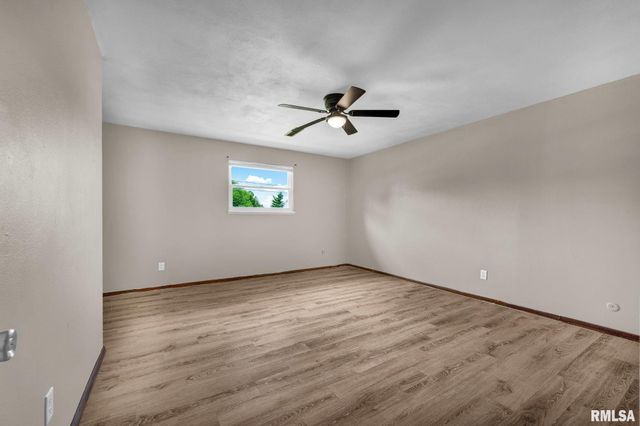 4613 W MEROL Court, Peoria, IL 61604