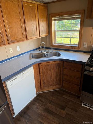 58904 Lily Court, New Haven, MI 48048