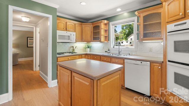 8809 Fairview Road, Mint Hill, NC 28227