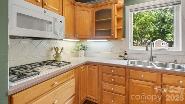 8809 Fairview Road, Mint Hill, NC 28227