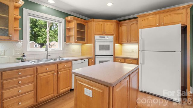 8809 Fairview Road, Mint Hill, NC 28227