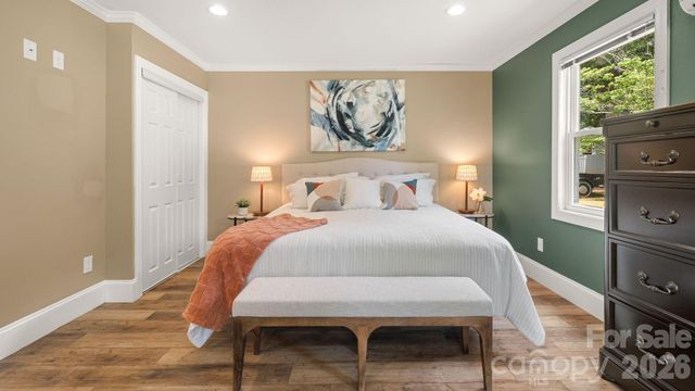 8809 Fairview Road, Mint Hill, NC 28227