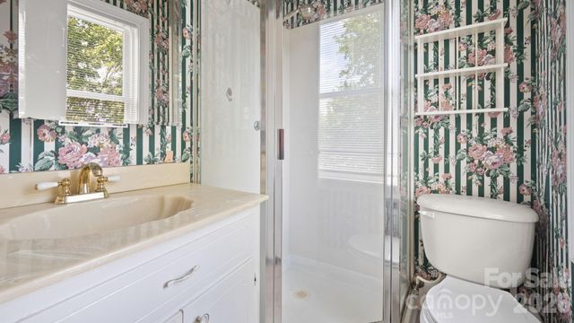 8809 Fairview Road, Mint Hill, NC 28227