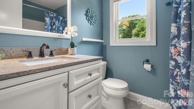 8809 Fairview Road, Mint Hill, NC 28227