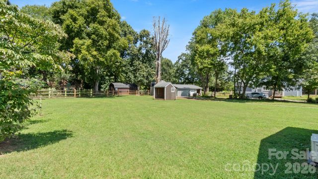 8809 Fairview Road, Mint Hill, NC 28227