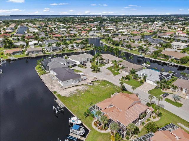 1217 GORDA CAY LANE, Punta Gorda, FL 33950