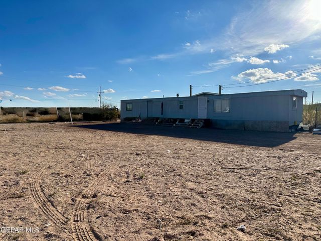 17800 Cramer Drive, Horizon City, TX 79928