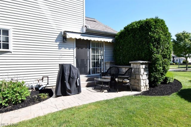 420 E Glengary Circle, Highland Heights, OH 44143