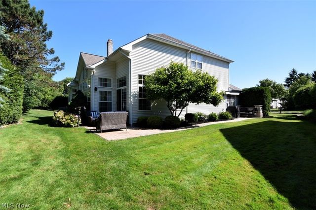 420 E Glengary Circle, Highland Heights, OH 44143