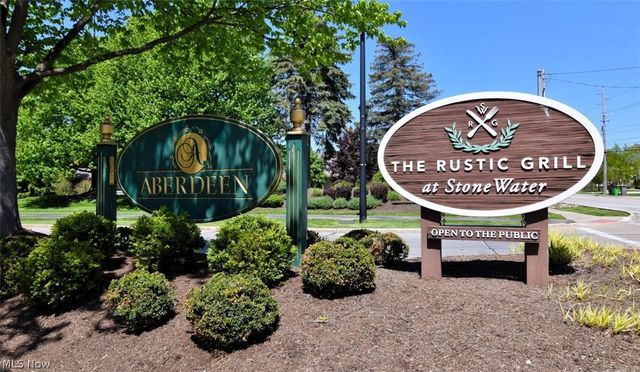 420 E Glengary Circle, Highland Heights, OH 44143