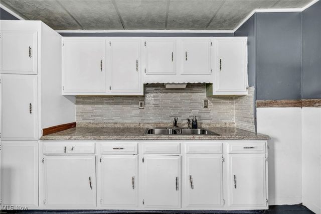 12908 Shadyway Road, Garfield Heights, OH 44125