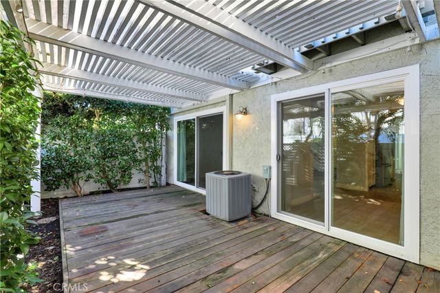 25061 SILVERLEAF, Laguna Hills, CA 92653