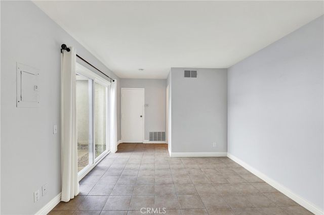 25061 SILVERLEAF, Laguna Hills, CA 92653