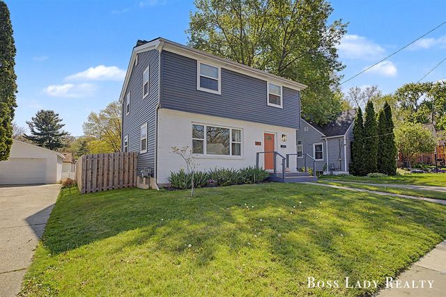 1512 Rossman Avenue, Grand Rapids, MI 49507