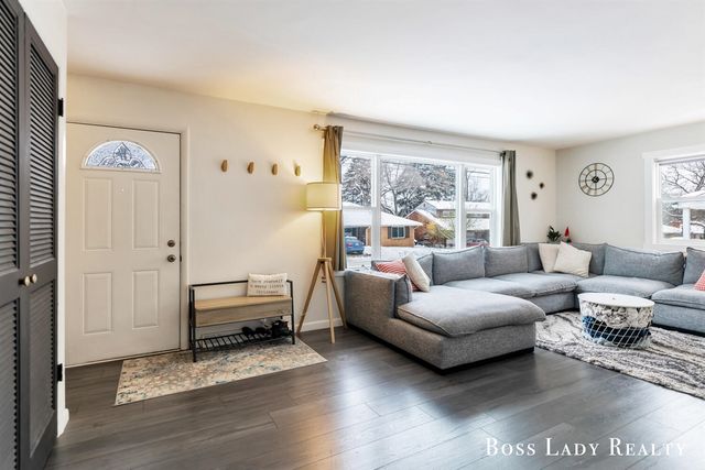 1512 Rossman Avenue, Grand Rapids, MI 49507