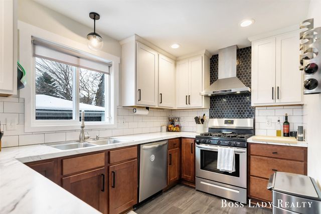 1512 Rossman Avenue, Grand Rapids, MI 49507