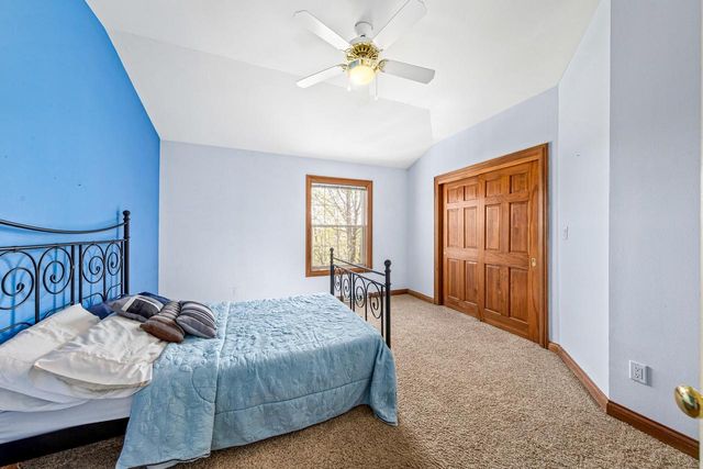2850 Berwick COURT, Brookfield, WI 53045
