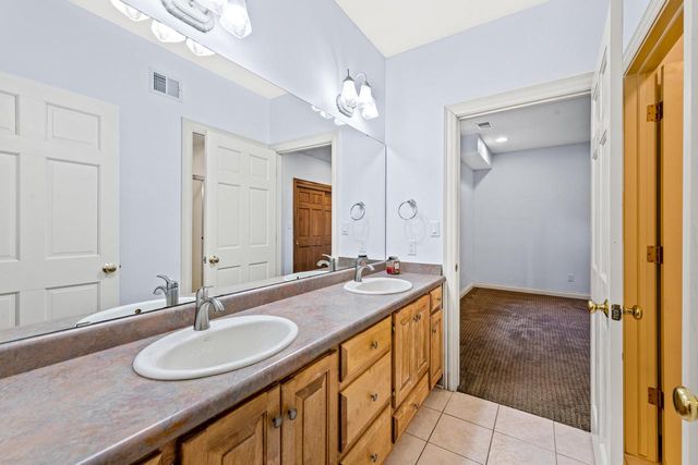 2850 Berwick COURT, Brookfield, WI 53045