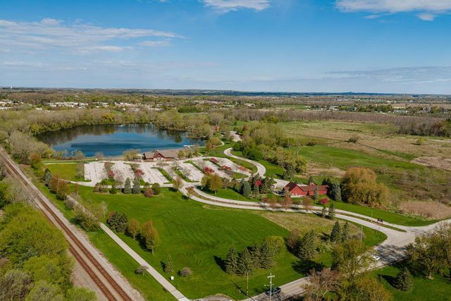 2850 Berwick COURT, Brookfield, WI 53045