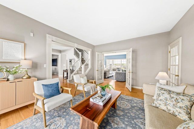 2850 Berwick COURT, Brookfield, WI 53045