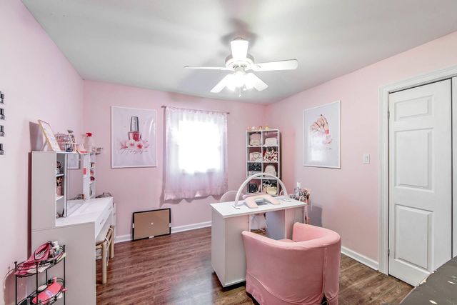 4012 John St, Berwick, LA 70342