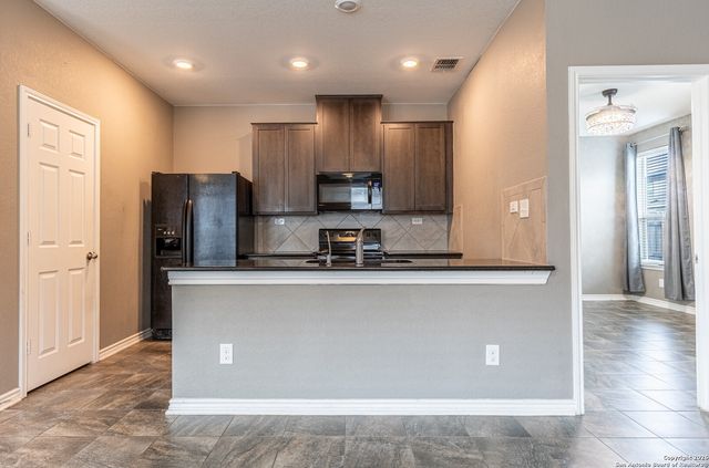 3135 Comanche, San Antonio, TX 78224