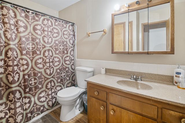 4229 Charron Ln, Wichita, KS 67220