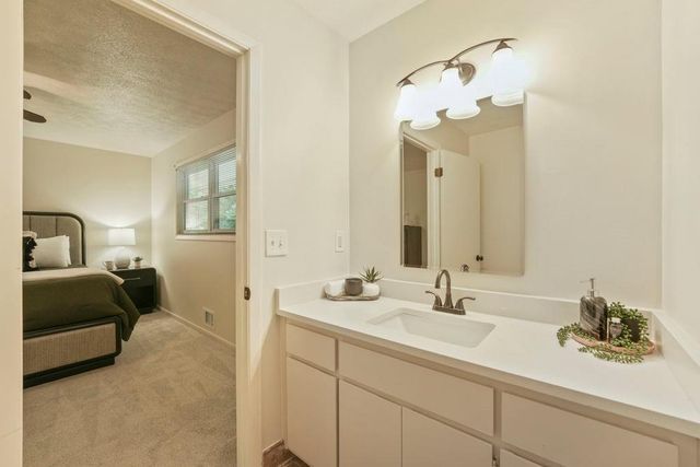1390 Ridgefield Drive, Roswell, GA 30075