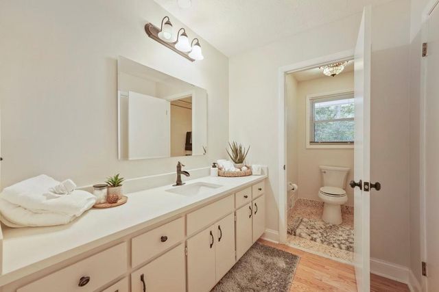 1390 Ridgefield Drive, Roswell, GA 30075
