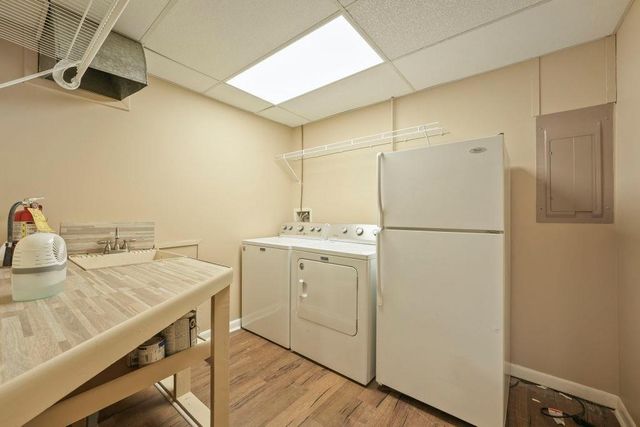 1390 Ridgefield Drive, Roswell, GA 30075