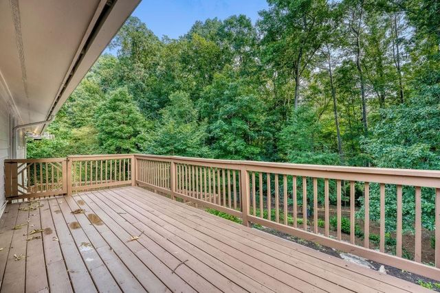 1390 Ridgefield Drive, Roswell, GA 30075