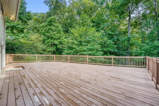 1390 Ridgefield Drive, Roswell, GA 30075