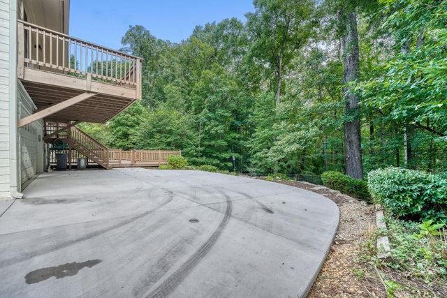 1390 Ridgefield Drive, Roswell, GA 30075