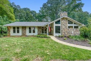 1390 Ridgefield Drive, Roswell, GA 30075