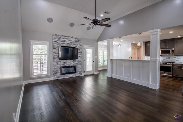 125 Gleneagle Drive, Byron, GA 31008